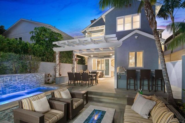 861 B Avenue, Coronado, CA 92118