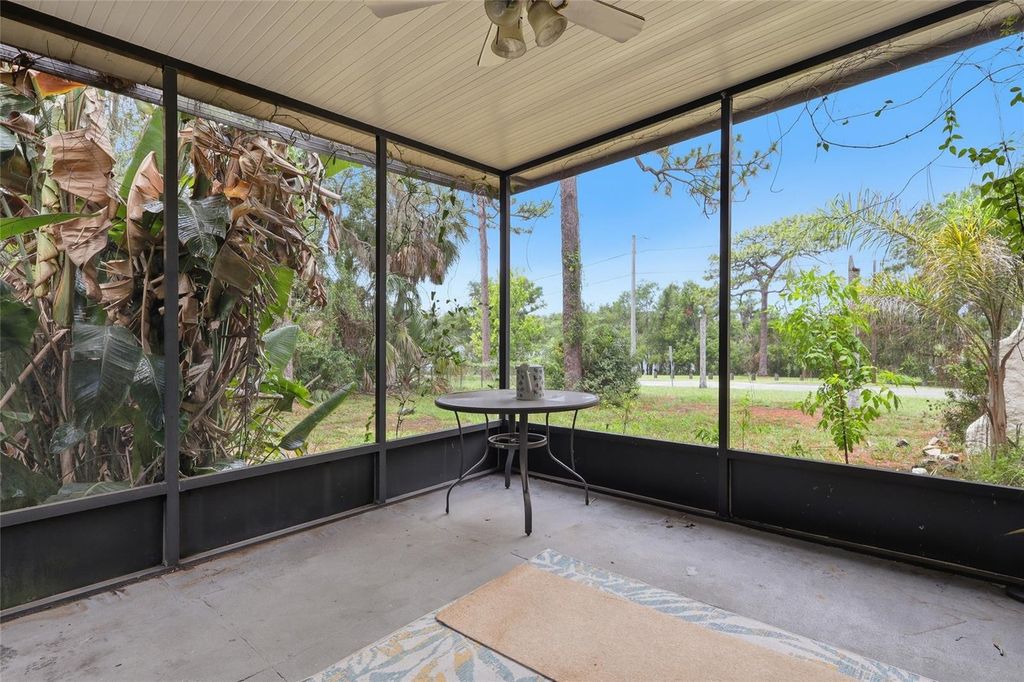 Image 28 of property listing at 8115 N 37TH STREET, Tampa, FL 33604