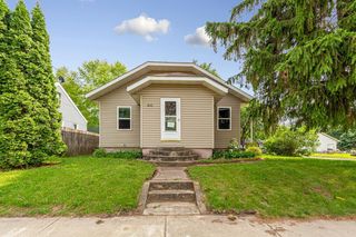 410 Spruce Avenue NW, Montgomery, MN 56069