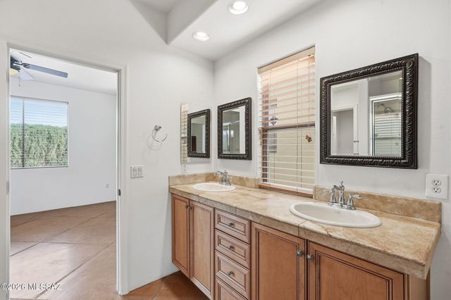 3753 N Placita Vergel, Tucson, AZ 85719