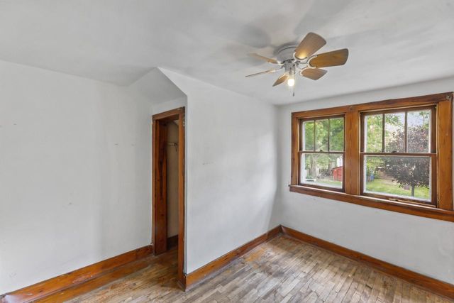 29 Locust STREET, Oconomowoc, WI 53066