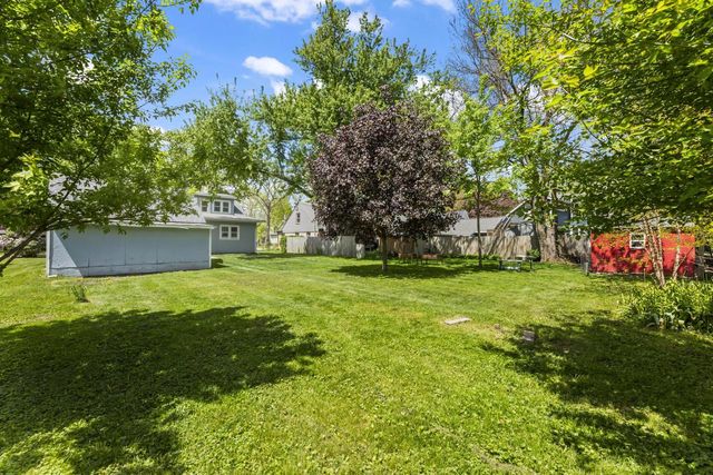 29 Locust STREET, Oconomowoc, WI 53066