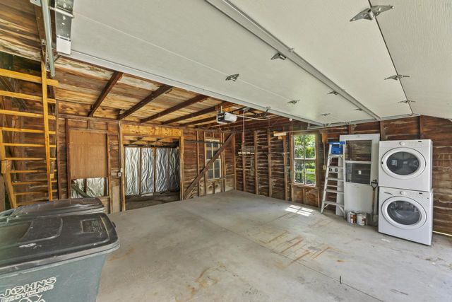 29 Locust STREET, Oconomowoc, WI 53066