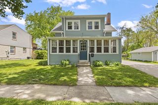 29 Locust STREET, Oconomowoc, WI 53066