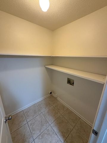 122 SE Scottwood Drive, Fort Walton Beach, FL 32548