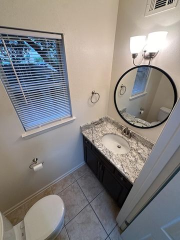 122 SE Scottwood Drive, Fort Walton Beach, FL 32548