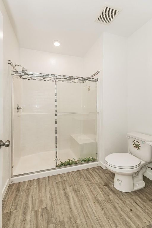 Image 27 of property listing at 2844 N Vahe Avenue, Fresno, CA 93737