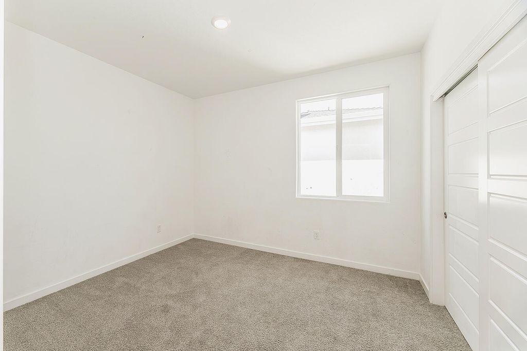 Image 42 of property listing at 2844 N Vahe Avenue, Fresno, CA 93737