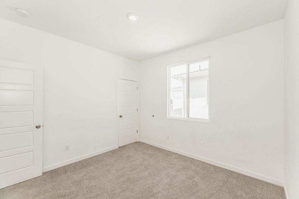 Image 48 of property listing at 2844 N Vahe Avenue, Fresno, CA 93737