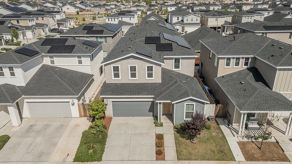 Image 63 of property listing at 2844 N Vahe Avenue, Fresno, CA 93737