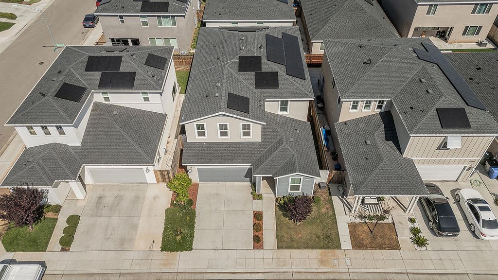 Image 64 of property listing at 2844 N Vahe Avenue, Fresno, CA 93737