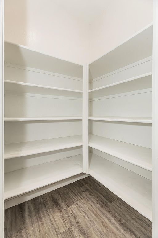 Image 9 of property listing at 2844 N Vahe Avenue, Fresno, CA 93737