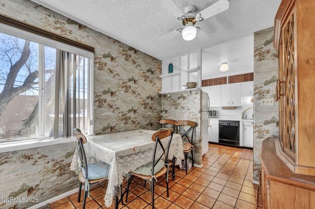 1945 4th Street 14, Sparks, NV 89431