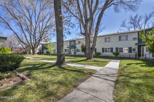 1945 4th Street 14, Sparks, NV 89431