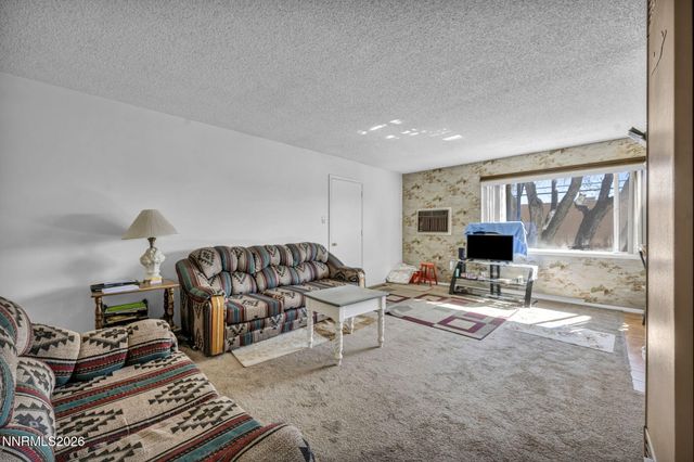 1945 4th Street 14, Sparks, NV 89431