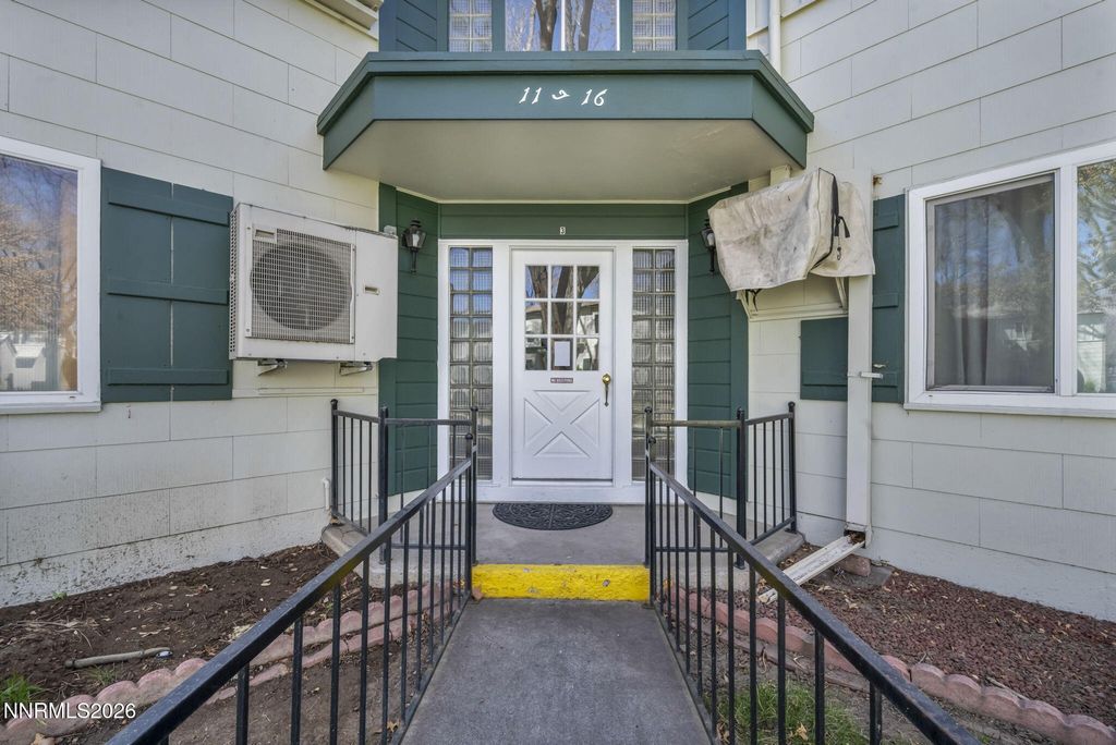 1945 4th Street 14, Sparks, NV 89431