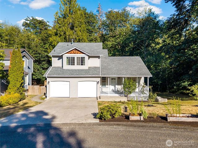 961 NE Winston Dr, Bremerton, WA 98311