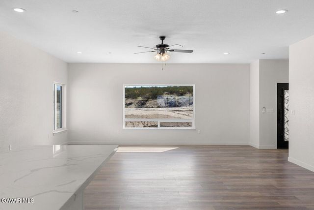 10351 Crest Road, California City, CA 93505