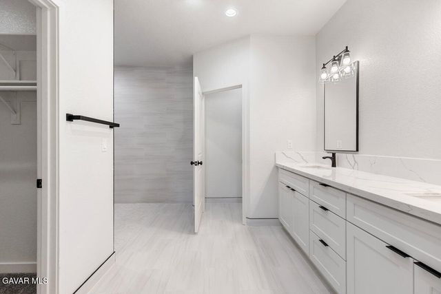 10351 Crest Road, California City, CA 93505