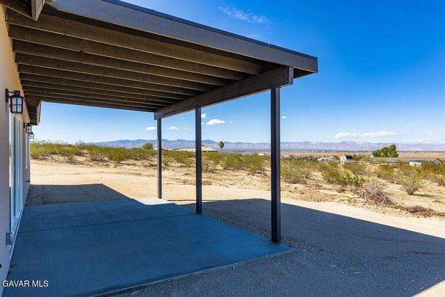 10351 Crest Road, California City, CA 93505