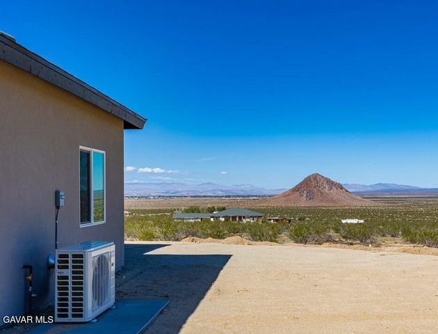 10351 Crest Road, California City, CA 93505