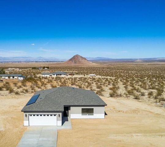10351 Crest Road, California City, CA 93505
