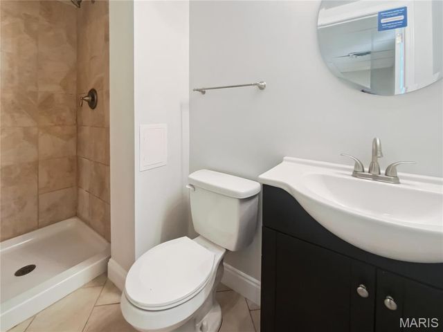 2234 Arborview Drive, Maryland Heights, MO 63043