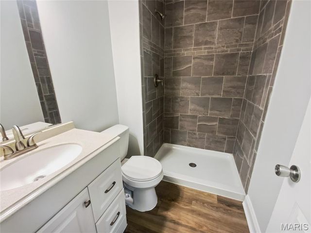 2234 Arborview Drive, Maryland Heights, MO 63043