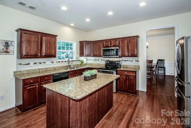 121 Crimson Orchard Drive, Mooresville, NC 28115