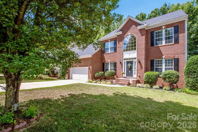 121 Crimson Orchard Drive, Mooresville, NC 28115