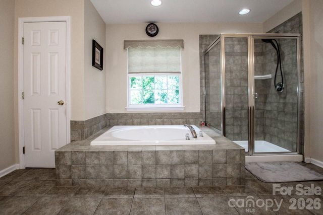 121 Crimson Orchard Drive, Mooresville, NC 28115