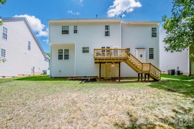 121 Crimson Orchard Drive, Mooresville, NC 28115