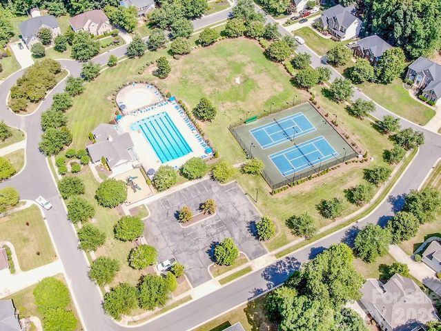 121 Crimson Orchard Drive, Mooresville, NC 28115