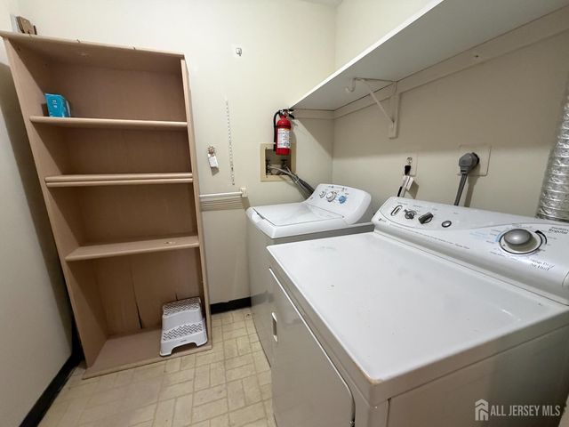 9208 Tamarron Drive, Plainsboro, NJ 08536