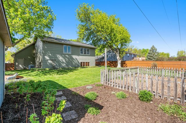 11532 Oregon Avenue N, Champlin, MN 55316