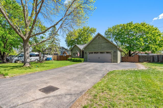 11532 Oregon Avenue N, Champlin, MN 55316