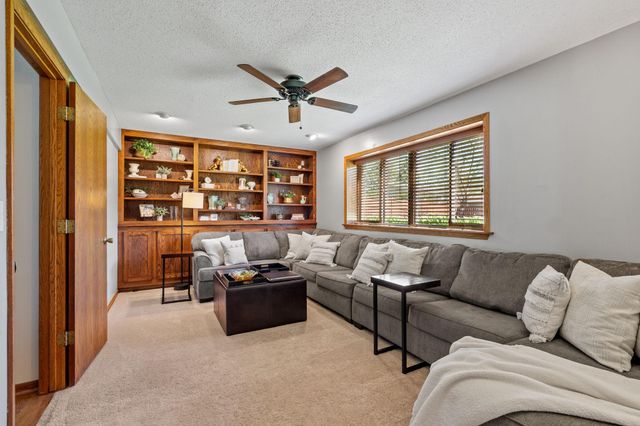 11532 Oregon Avenue N, Champlin, MN 55316