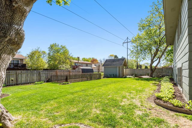 11532 Oregon Avenue N, Champlin, MN 55316
