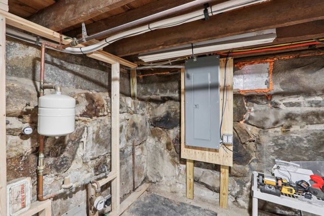 24 Ashton Place, Greenville, NH 03048