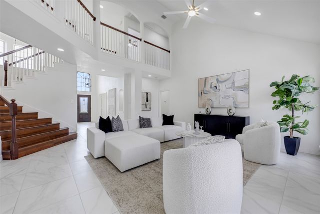 9320 Vista Circle, Irving, TX 75063