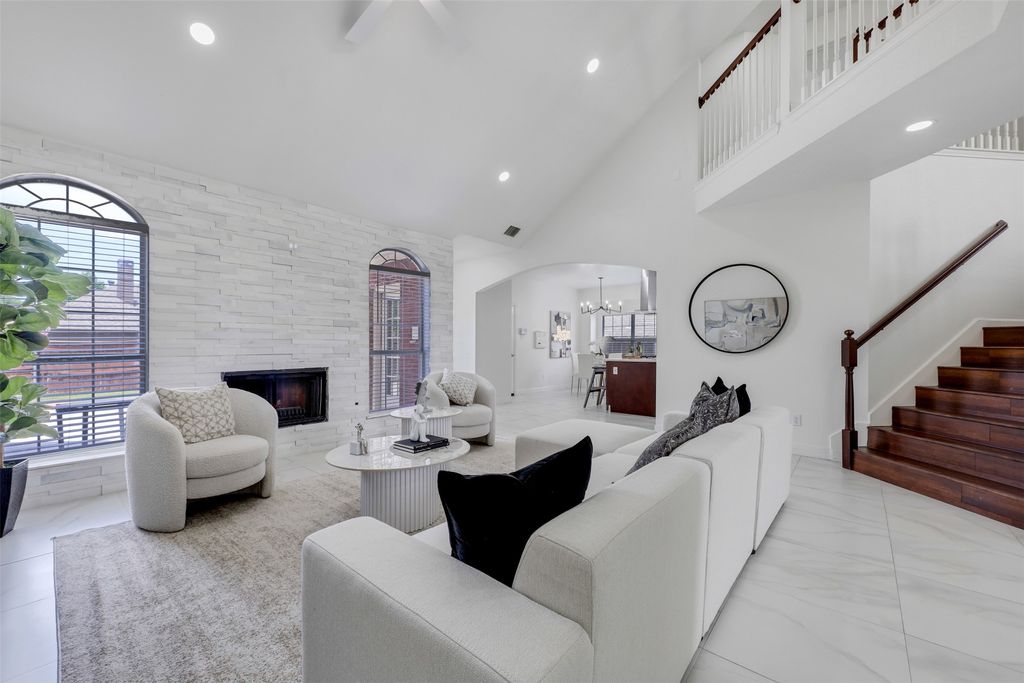 9320 Vista Circle, Irving, TX 75063