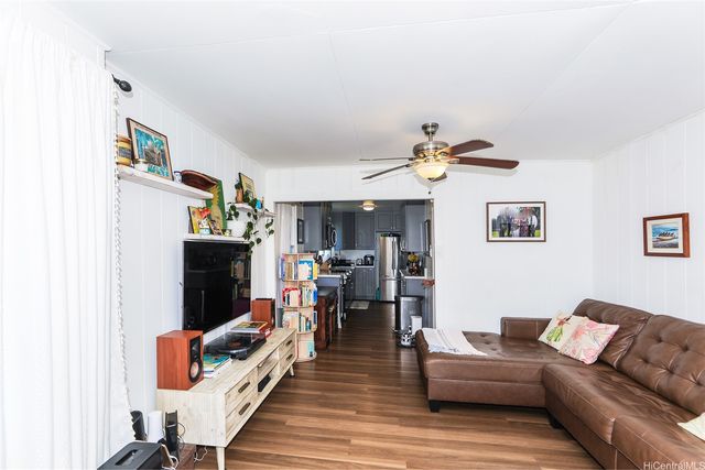 2404 Orchid Street, Honolulu, HI 96816