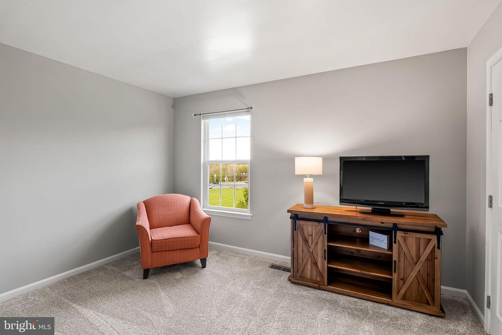 Image 17 of property listing at 2790 QUANTIM CT, Manchester, MD 21102