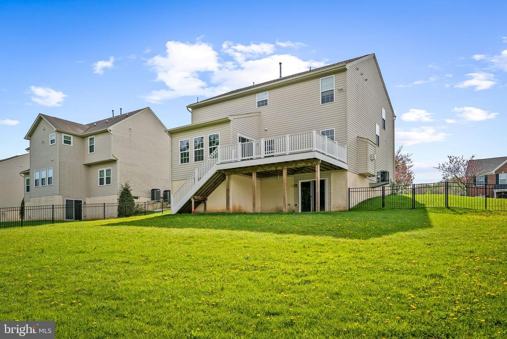 Image 34 of property listing at 2790 QUANTIM CT, Manchester, MD 21102