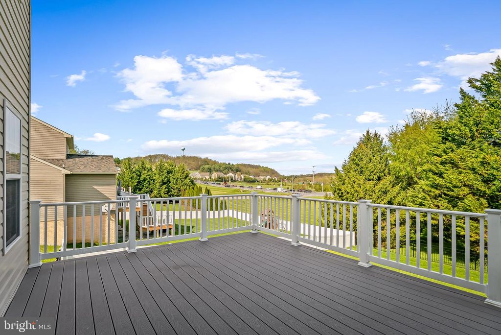 Image 36 of property listing at 2790 QUANTIM CT, Manchester, MD 21102