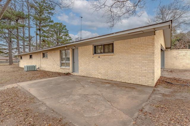 1306 Woodfield Cove, Trumann, AR 72472