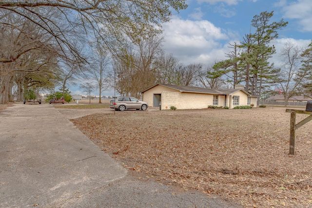 1306 Woodfield Cove, Trumann, AR 72472