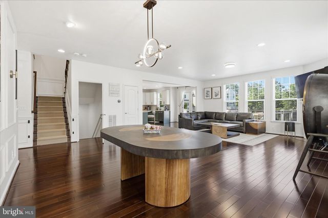 42522 STRATFORD LANDING DR, Brambleton, VA 20148
