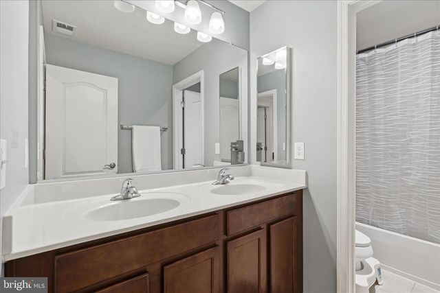 42522 STRATFORD LANDING DR, Brambleton, VA 20148