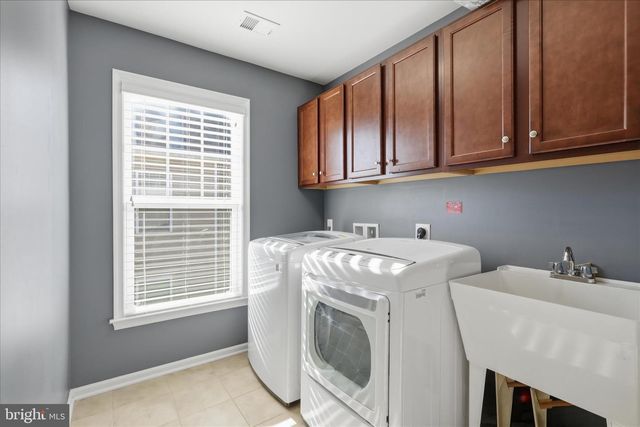 42522 STRATFORD LANDING DR, Brambleton, VA 20148